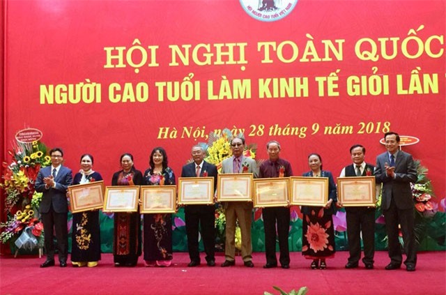 Phát huy những tấm gương người cao tuổi làm kinh tế giỏi