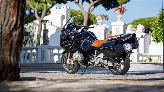 BMW R1250 GS, GT bản 2019 ra mắt, nâng cấp động cơ