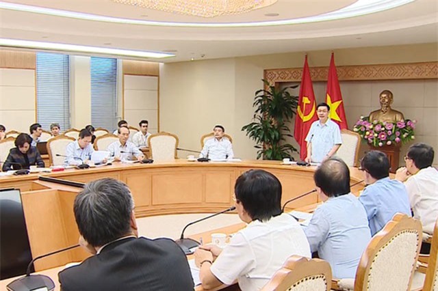 Tranh thủ ổn định vĩ mô để đẩy mạnh tái cơ cấu kinh tế