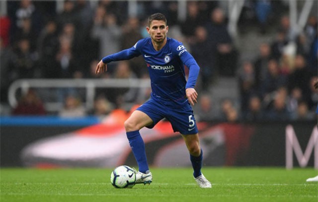 Chelsea và Man City đều quan tâm Jorginho