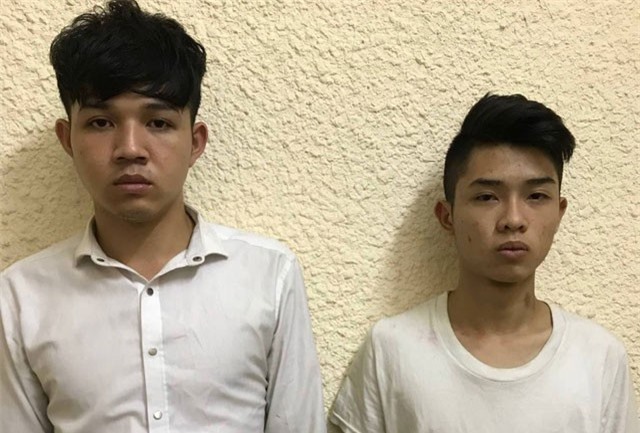 Nam thanh niên dí dao vào cổ lái xe Grab để cướp tài sản trong đêm