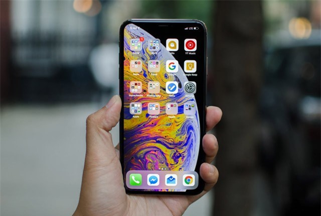 Clip: Bất ngờ với điểm sức mạnh ‘khủng khiếp’ của iPhone Xs Max