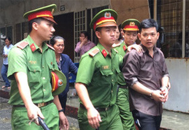 Đến đòi quà người yêu cũ, nam thanh niên đâm chết người