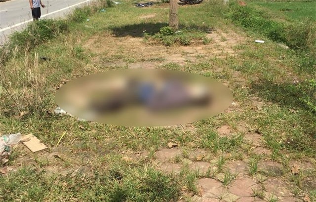 Phát hiện thi thể người đàn ông ngoại quốc ven đường ở Hà Nội