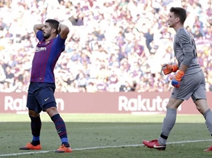 Suarez phát biểu bất ngờ về Messi