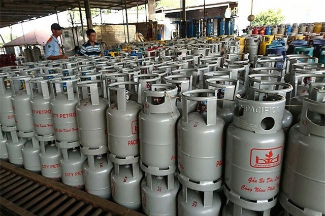 Gas tăng 12.000 đồng/bình 12 kg