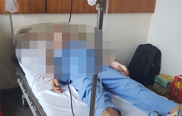 Người đàn ông bị chém tới tấp khi đang điều trị ở bệnh viện