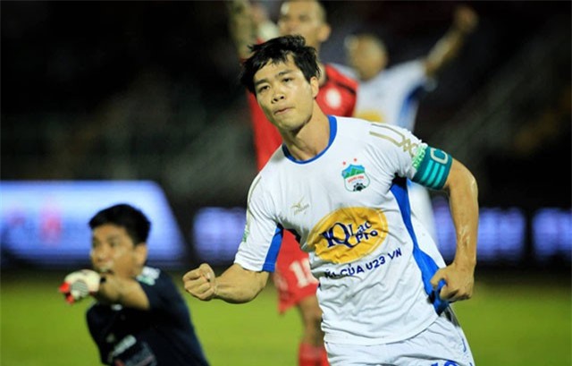 HLV HAGL phát biểu "sốc" về việc Công Phượng phạm lỗi