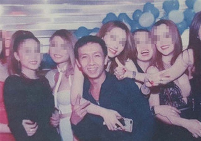 Bí kíp thu hút người đẹp của trùm thuốc lắc Tiến 'vua'