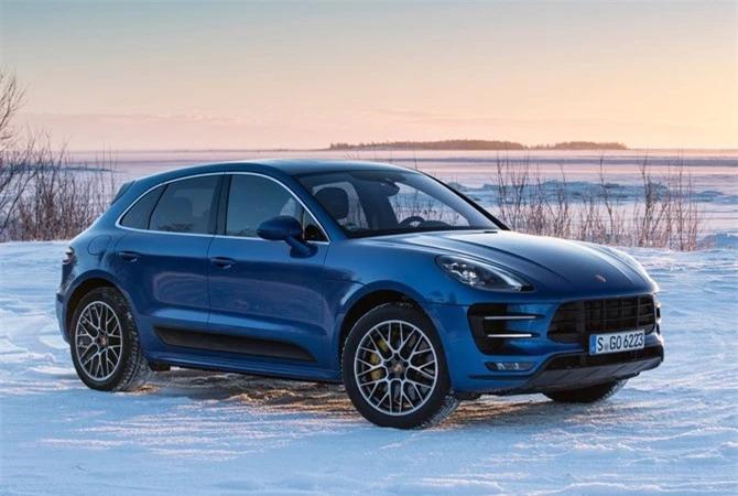 4. Porsche Macan Turbo w/Performance Package 2018 (giá: 87.700 USD).