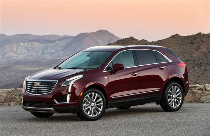 6. Cadillac XT5 Platinum AWD 2018 (giá: 63.395 USD).