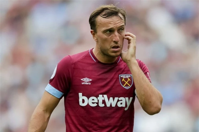 Tiền vệ trung tâm: Mark Noble (West Ham).