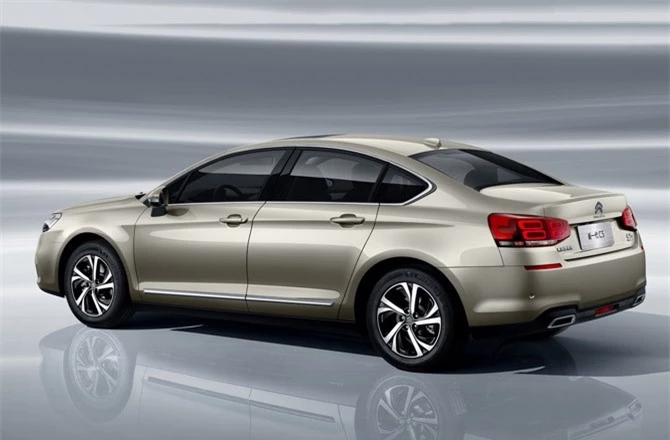 7. Citroen C5 2019.