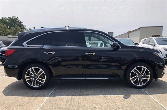 8. Acura MDX w/Advance & Entertainment Pkgs AWD 2018 (giá: 58.650 USD).