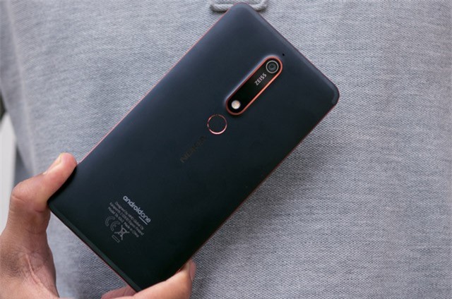 Loạt smartphone Nokia giảm giá sốc đầu tháng 10