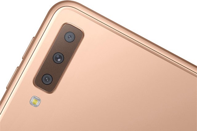Chi tiết smartphone 3 camera sau của Samsung