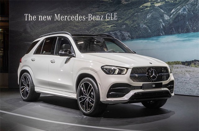 Clip: Cận cảnh Mercedes-Benz GLE 2020 vừa ra mắt tại Paris Motor Show 2018
