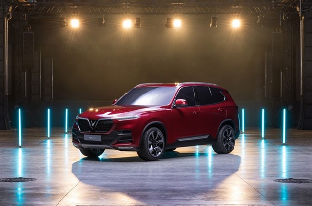 Chuyên gia: 'Xe VinFast khó đối đầu BMW, Mercedes'