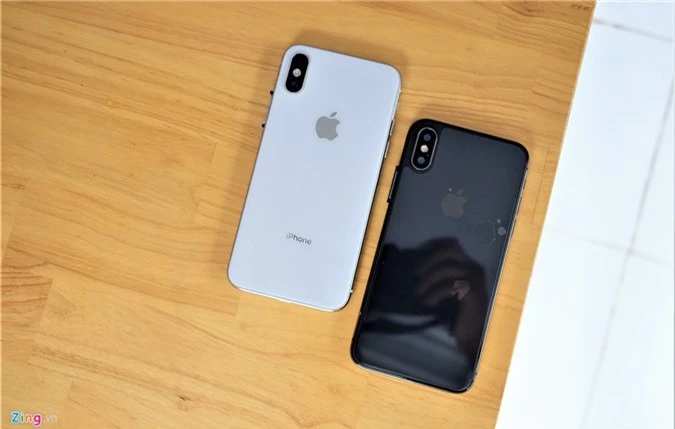 iPhone Xs vua ve, hang nhai da ban day tai Viet Nam hinh anh 1