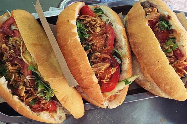 6 món ăn "làm mưa làm gió" khi lang thang ở phố cổ Hội An