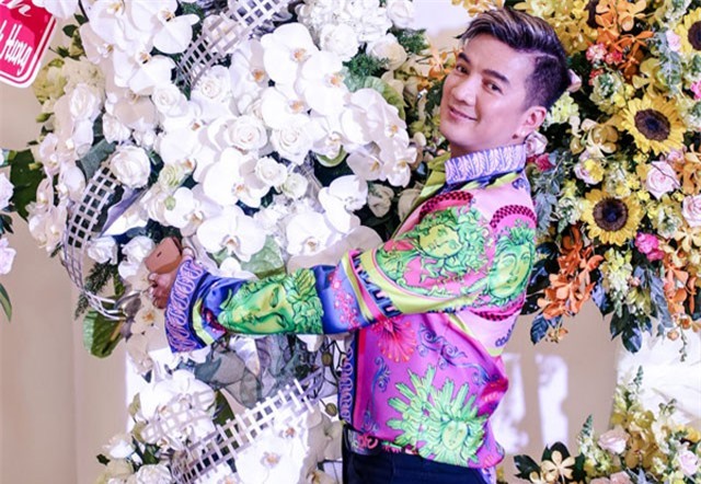 Mr Đàm mời cả 'rừng' sao dự sinh nhật lần thứ 47