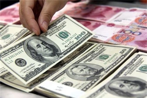 Tỷ giá ngoại tệ ngày 3/10: USD vụt tăng, Euro lao dốc