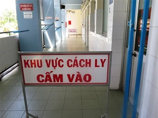 TP. Hồ Chí Minh: Không nhận học sinh bị sốt hoặc bị bệnh truyền nhiễm vào lớp