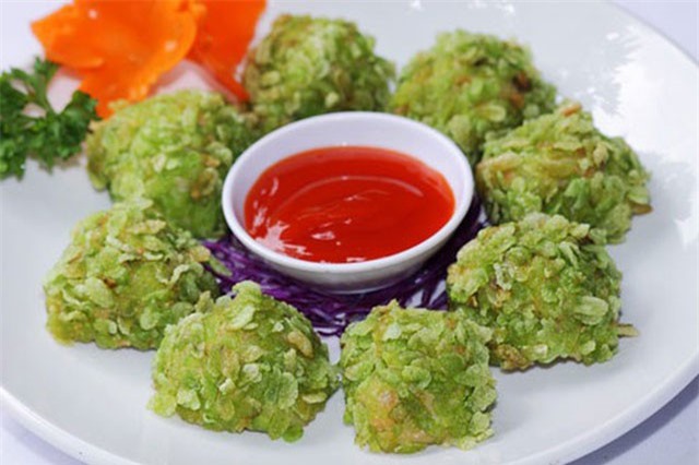 Cách làm chả cá bọc cốm thơm ngon cho bữa cơm mùa thu