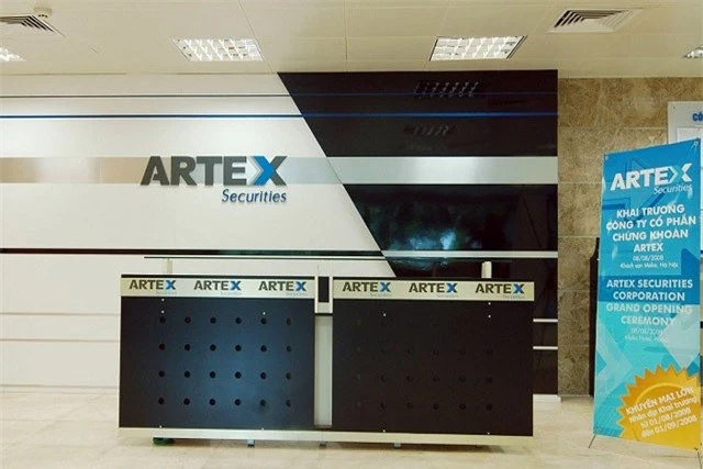 Bà Trịnh Thị Thúy Nga giữ chức Phó tổng giám đốc Artex.