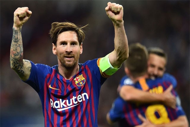Clip: Messi lập cú đúp giúp Barca 'làm gỏi Gà trống'