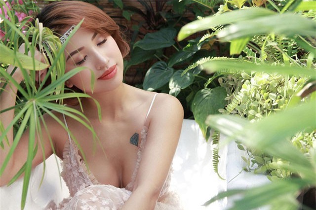 Từng trầm cảm vì ly hôn, Vân Hugo ngày càng nỏng bỏng sau 7 năm