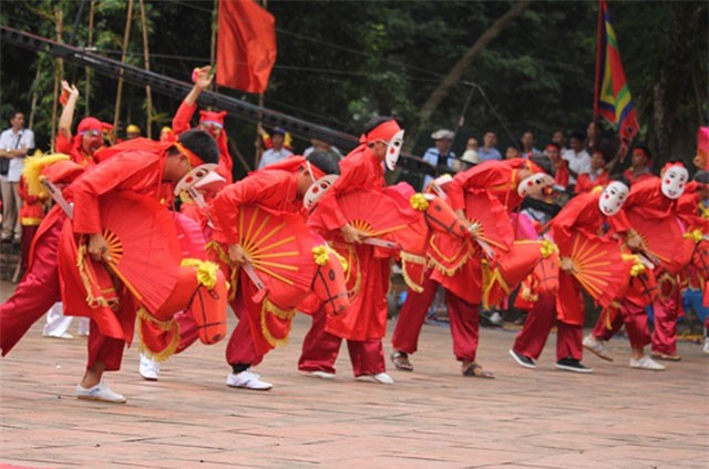 Trò diễn dân gian 1.000 năm được tái hiện ở lễ hội Lam Kinh
