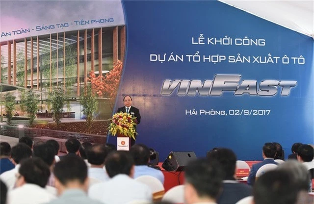  Thủ tướng Chính phủ Nguyễn Xuân Phúc đã dự lễ khởi công Dự án Tổ hợp sản xuất ô tô VinFast tại Khu kinh tế Đình Vũ - TP. Hải Phòng. 