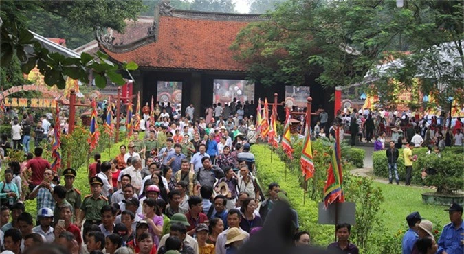 Trò diễn dân gian 1.000 năm được tái hiện ở lễ hội Lam Kinh