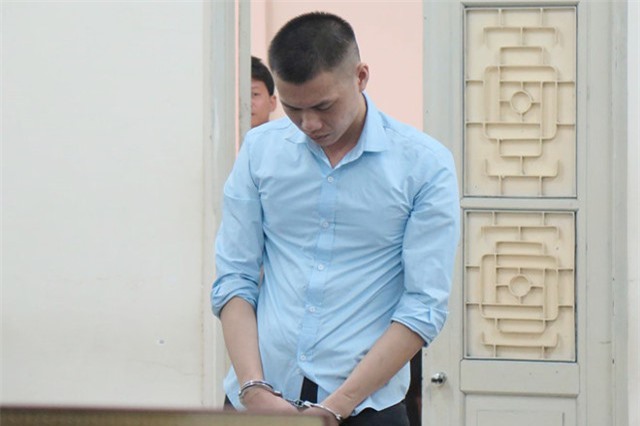 Bóp cổ vợ đến chết rồi viết lên bụng vợ 2 chữ 'phản bội' do nghi ngờ ngoại tình