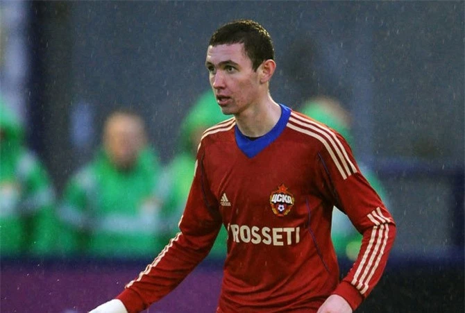 Trung vệ: Nikita Chernov (CSKA Moscow).