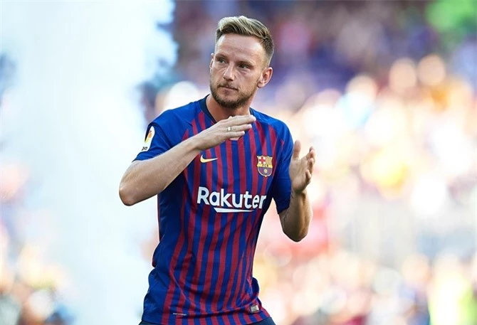 Tiền vệ trung tâm: Ivan Rakitic (Barcelona).