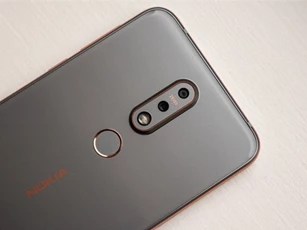 Clip: Trên tay Nokia 7.1 vừa trình làng
