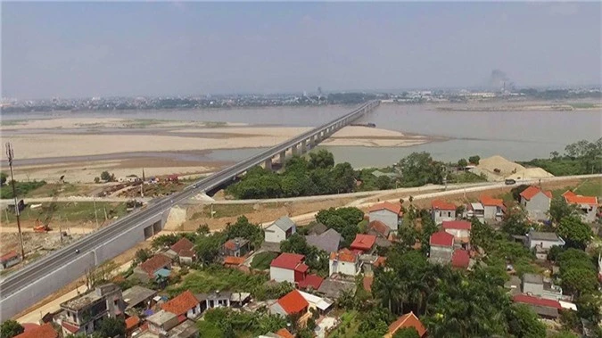 Cận cảnh cầu Văn Lang 1.460 tỉ bắc qua sông Hồng trước ngày thông xe - ảnh 5