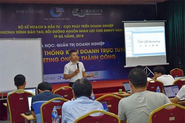 Trang bị kỹ năng kinh doanh trực tuyến, marketing online cho các doanh nghiệp vừa và nhỏ