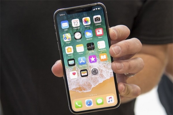 Không phải XS Max, iPhone X mới là mặt hàng đang bán chạy nhất