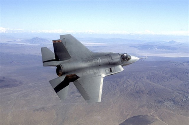 “Dồn dập” F-35 đổ về Trung Đông, Mỹ quyết “chơi rắn” S-300 của Nga