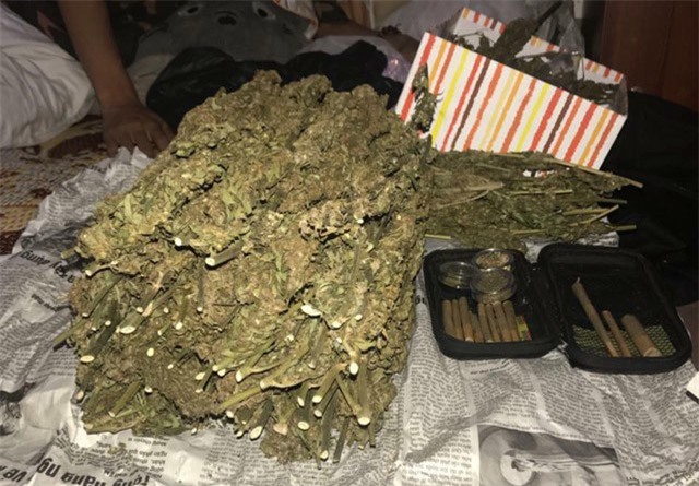 2 triệu đồng/lạng, hàng cấm cần sa rao bán ngang nhiên trên mạng xã hội