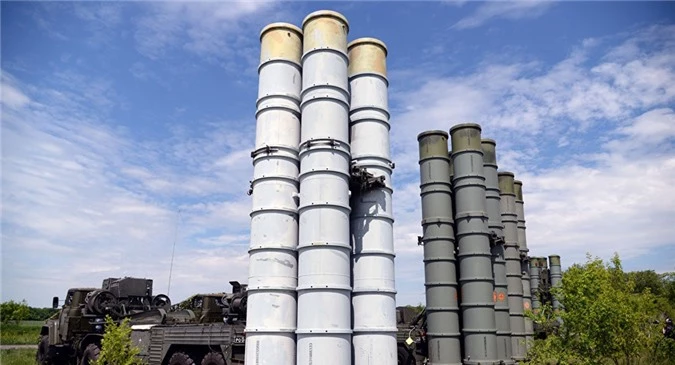 Tổ hợp tên lửa S-300. (Ảnh: Sputnik)