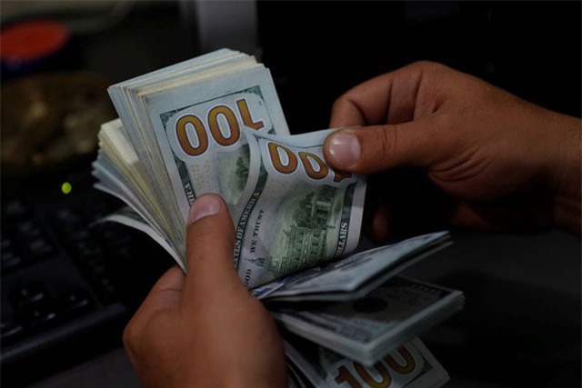 Tỷ giá ngoại tệ ngày 8/10: USD giảm, bảng Anh tăng