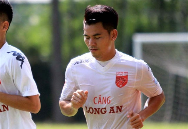 Cựu danh thủ Huỳnh Quang Thanh: "Đốt 200 triệu trong 1 ngày"