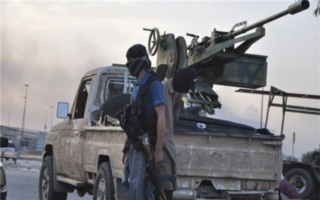 IS tấn công táo tợn ở Raqqa giết 5 chiến binh Syria