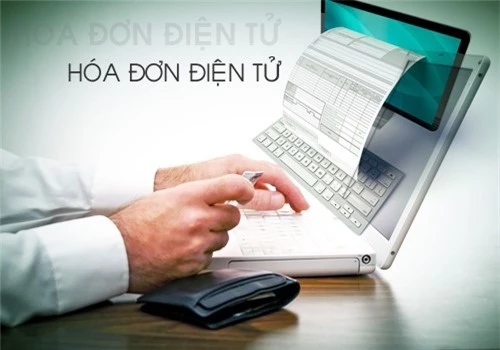 Doanh nghiệp và hộ kinh doanh có 24 tháng để chuyển đổi hóa đơn giấy sang hóa đơn điện tử.