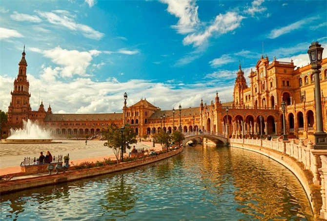 1. Thành phố Sevilla, Tây Ban Nha.