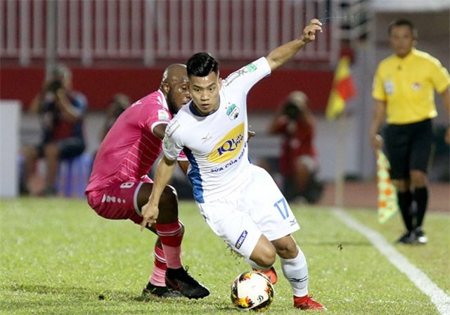 Ban lãnh đạo HAGL lên tiếng về chấn thương của Văn Thanh